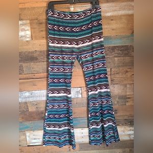 Wrangler Aztec Print Pants. Womens Size‎ L.